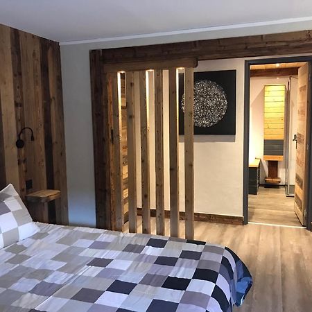Escargot De Neige Bed & Breakfast ลาแบรส ภายนอก รูปภาพ